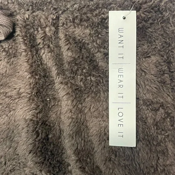 Crave Fame Juniors' High-Rise Double-Sided Woobie Joggers - Size S, New - Picture 6 of 8